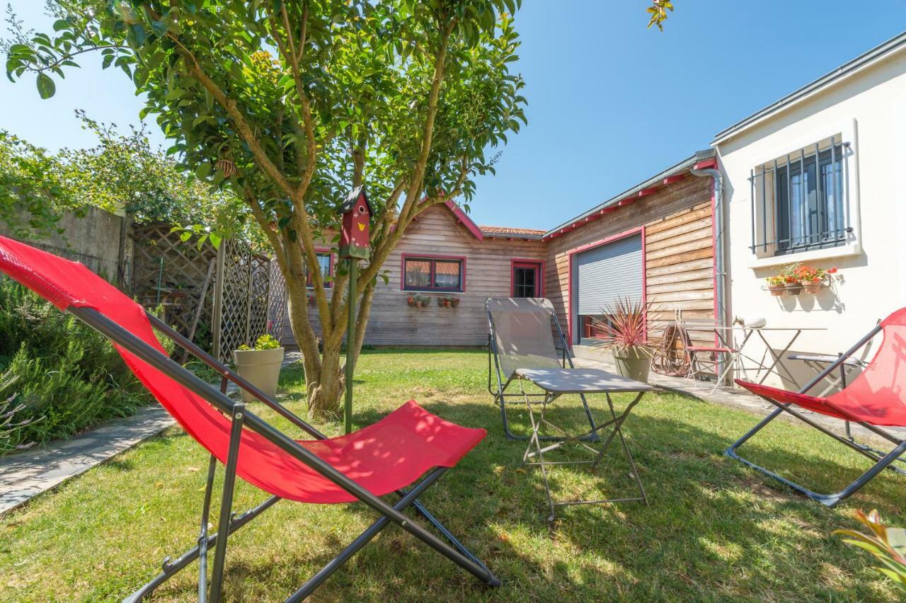 Bed and Breakfast L'Escale Marine - Couette Et Cafe La Rochelle  Exteriér fotografie